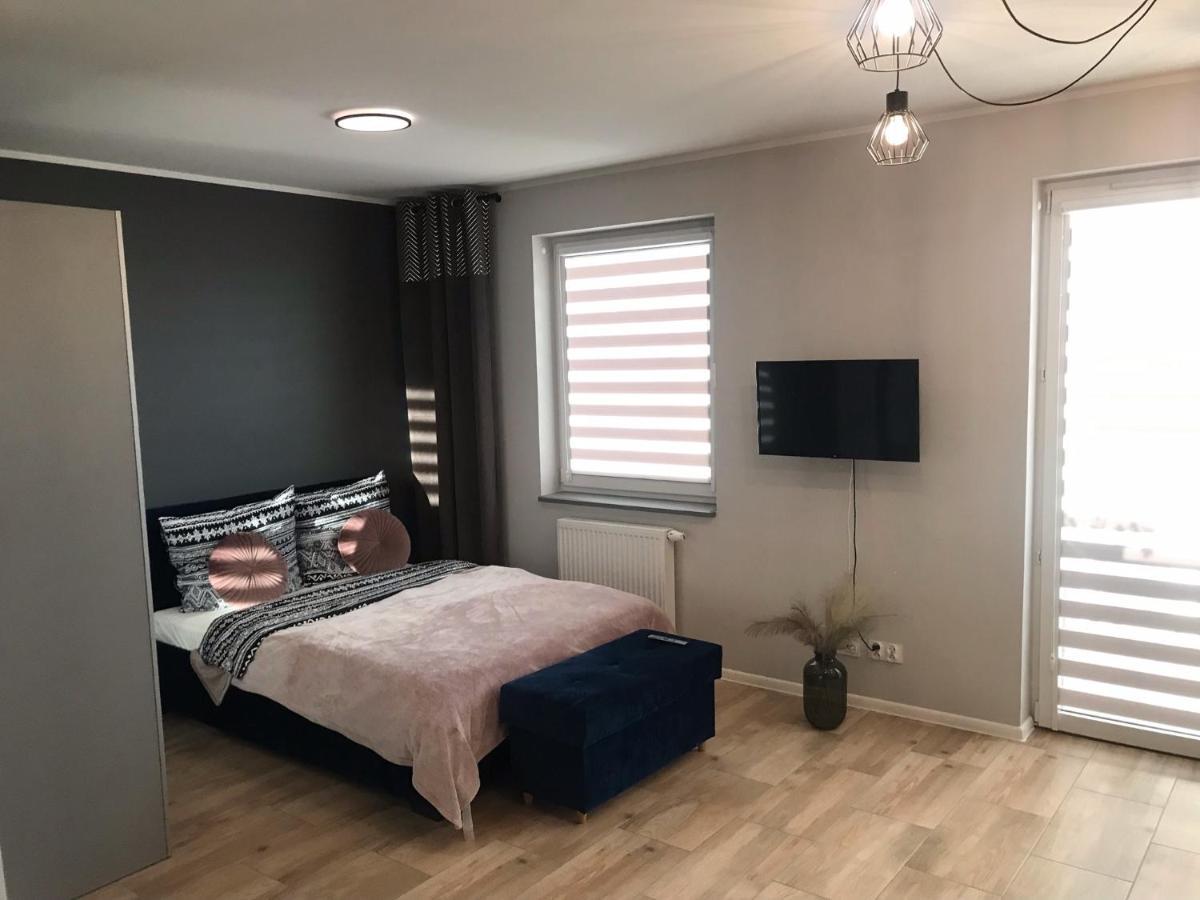 Apartament Holenderski Z Prywatnym Miejscem Postojowym W Garazu Кошалин Екстериор снимка